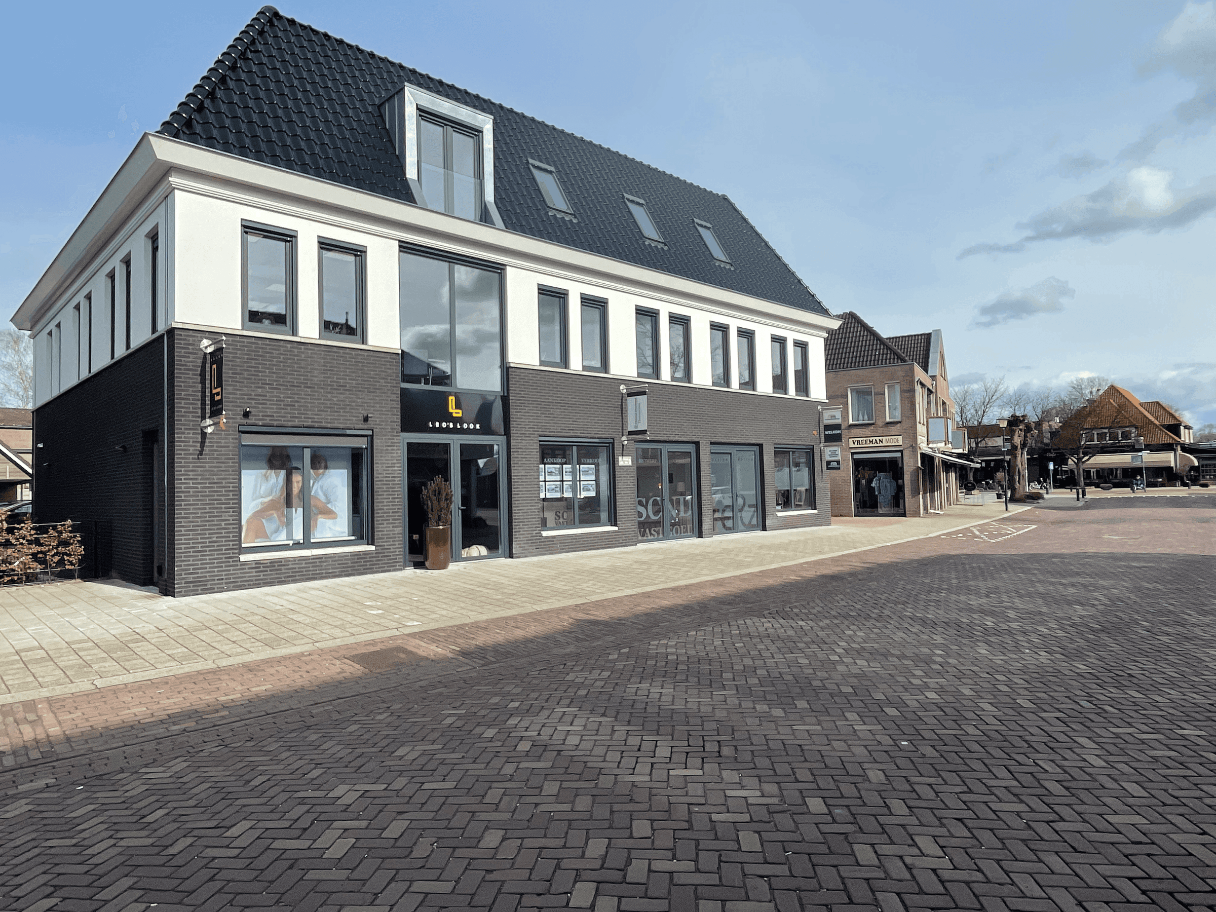 SCND Vastgoed en Makelaardij is gevestigd in het ondernemershuis in Laren waar meerdere ondernemers zijn gevestigd