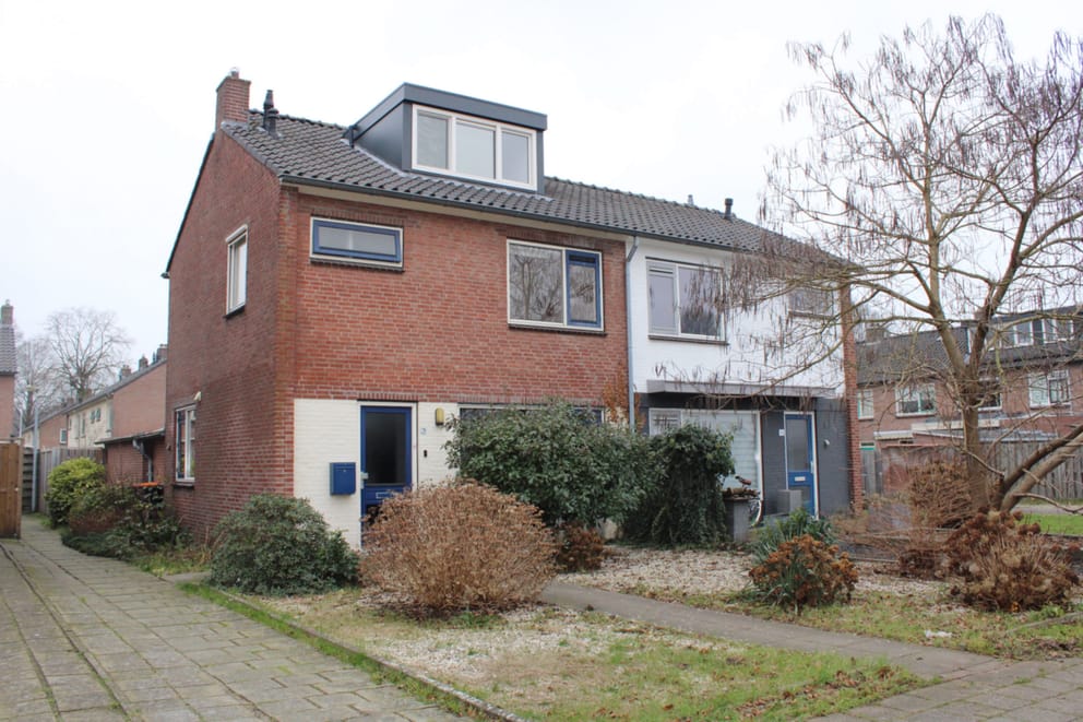 01 Voorzijde IMG_0819 bewerkt.jpg