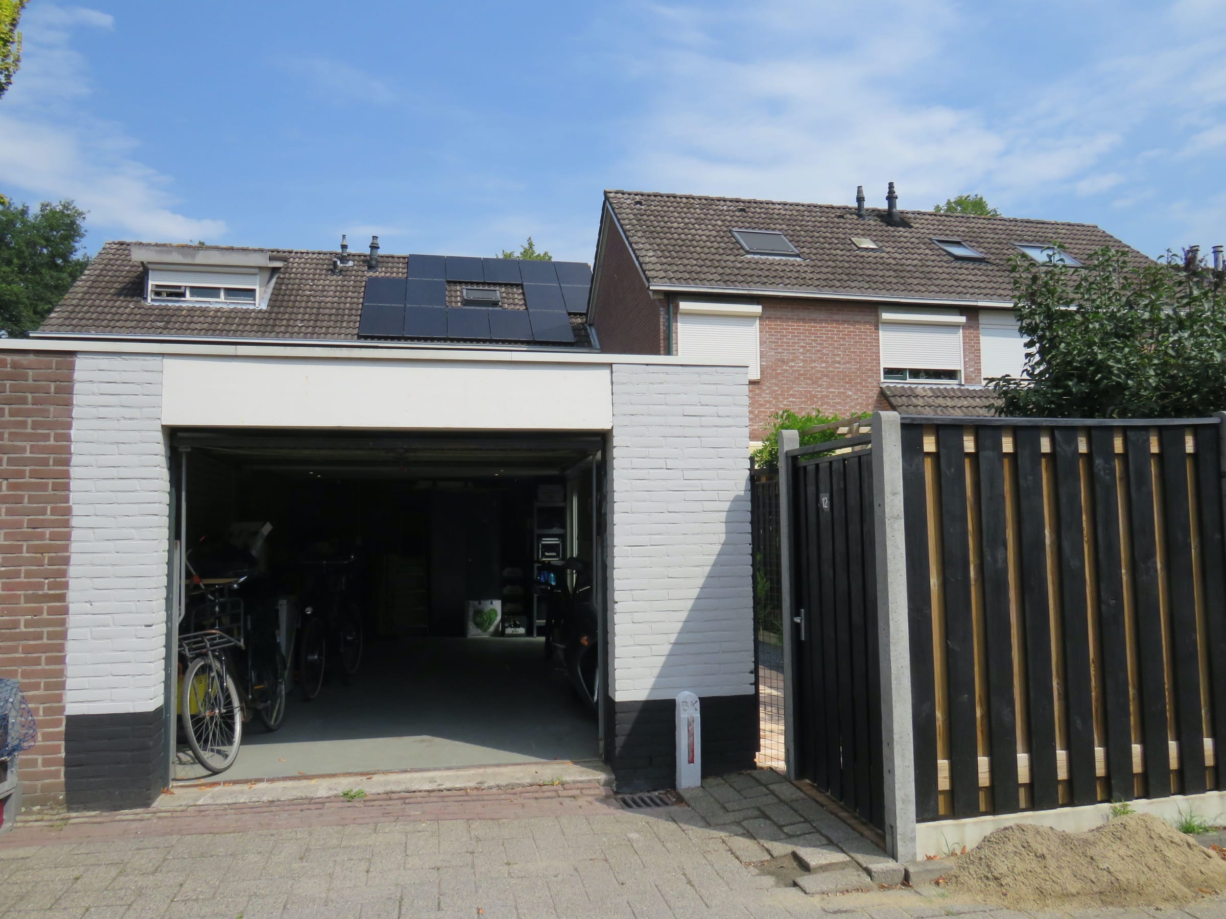 25. Garage 1.jpg
